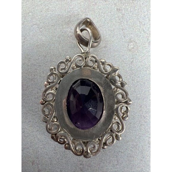 Amethyst Pendant Silver Oval Round Ornate Delicate‎ Purple Gift Classic - Picture 2 of 5